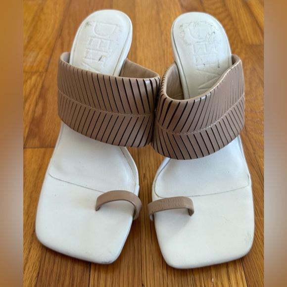 Deltan Shoes - Deltan Kelsea beige braid leather toe loop heel Sandals, size 5.5 wedding party